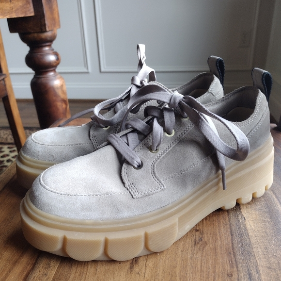 Sorel Tan Suede Caribou Waterproof Platform Oxfords Size 9.5 - Picture 2 of 13
